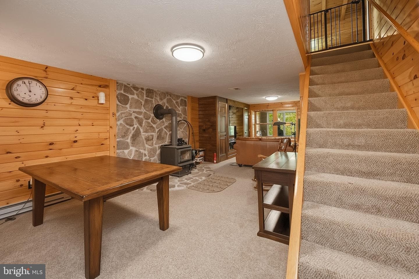 253 Gleanings Drive photo 6