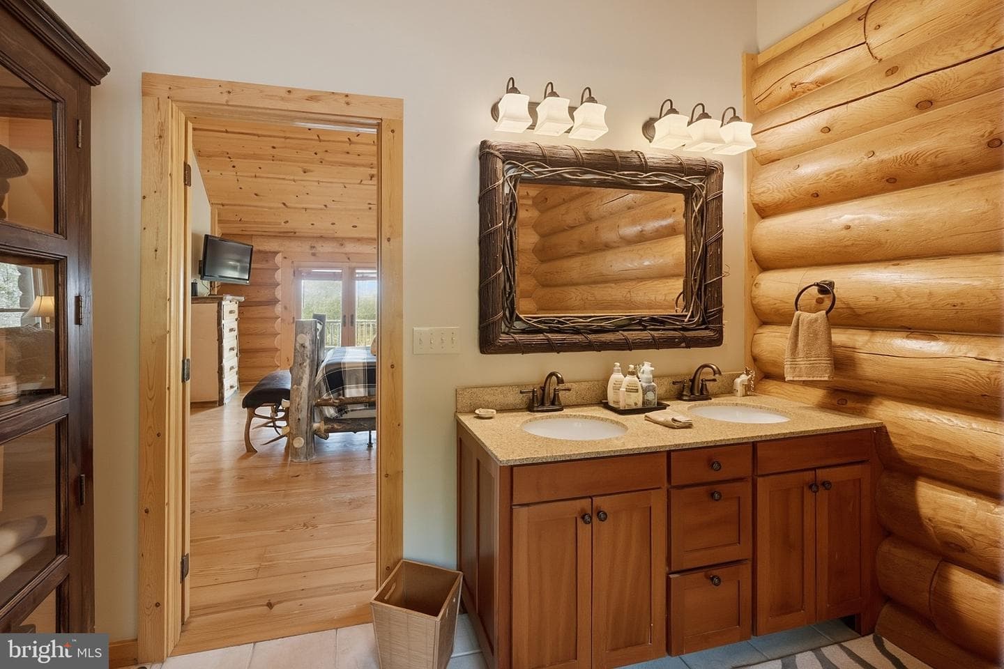 670 Woodlands Hill Ln photo 25