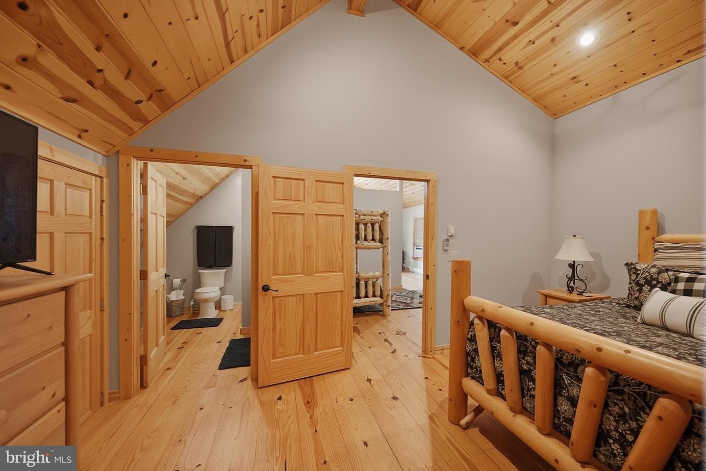 670 Woodlands Hill Ln photo 59