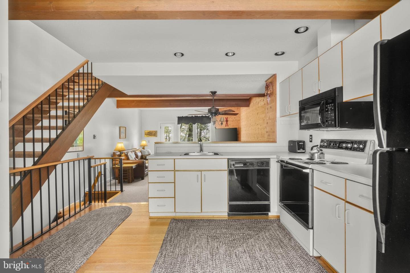 7 Winding Way #12b photo 6