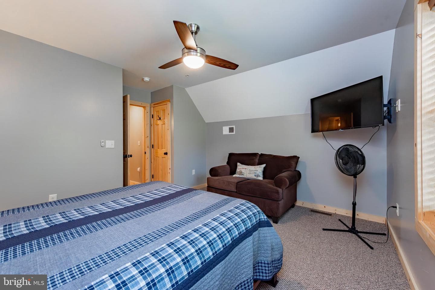 870 N Camp Road photo 21