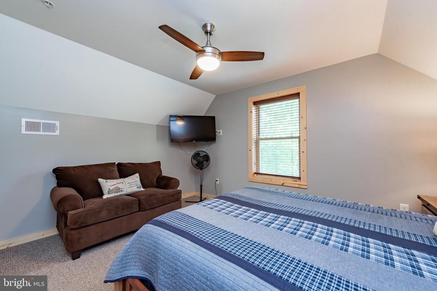 870 N Camp Road photo 22