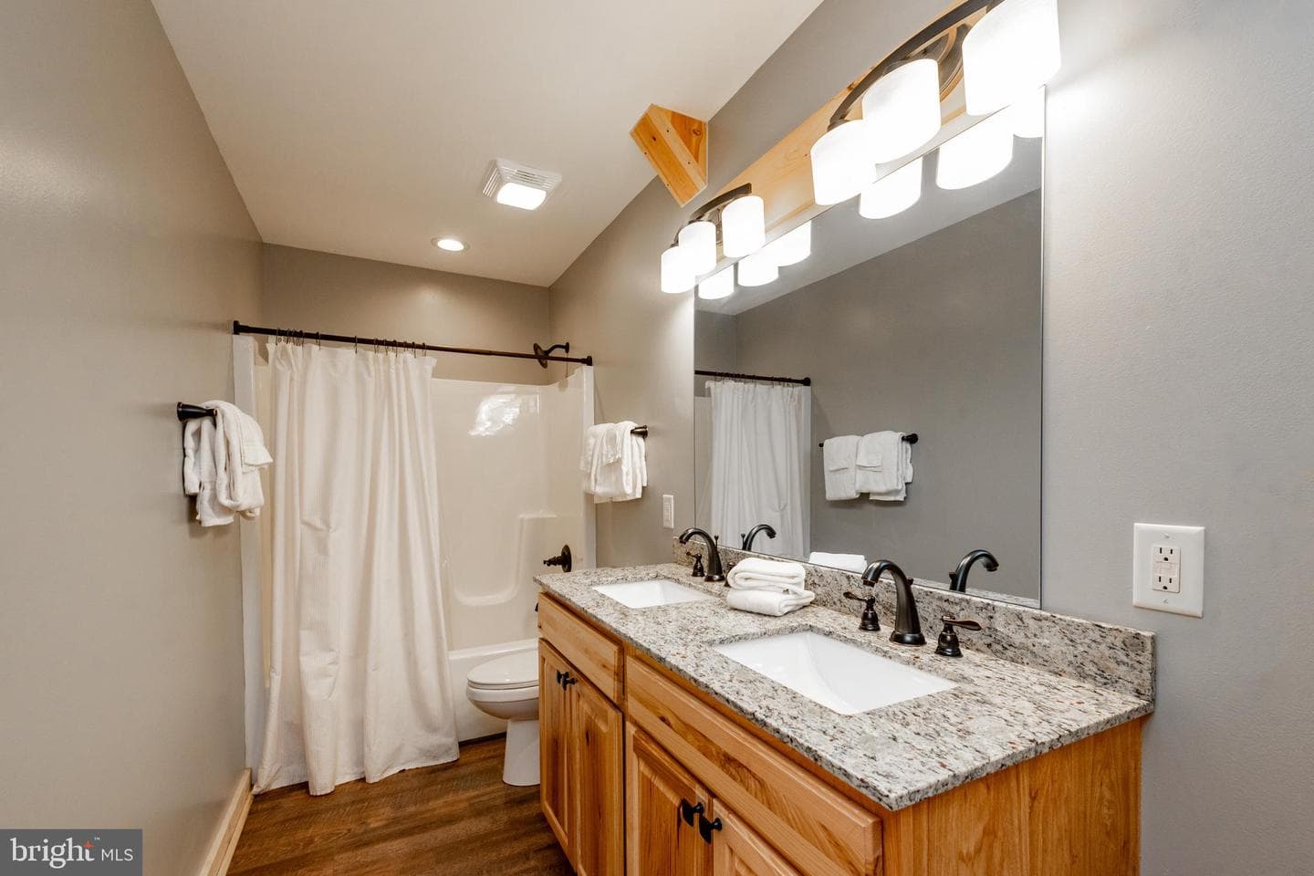 870 N Camp Road photo 48