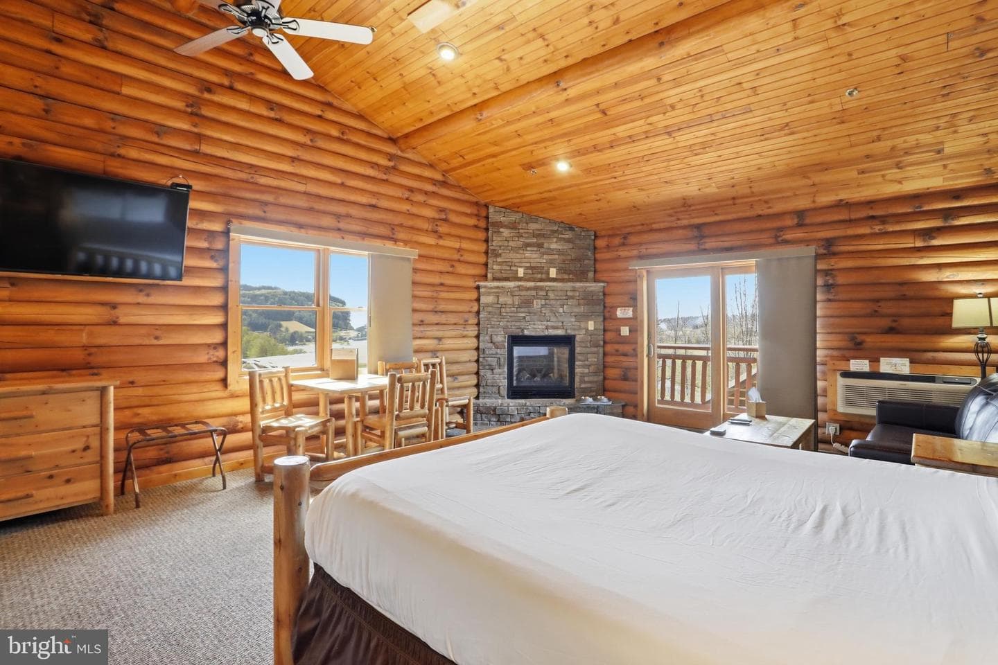 161 Cabin Lodge Road photo 6