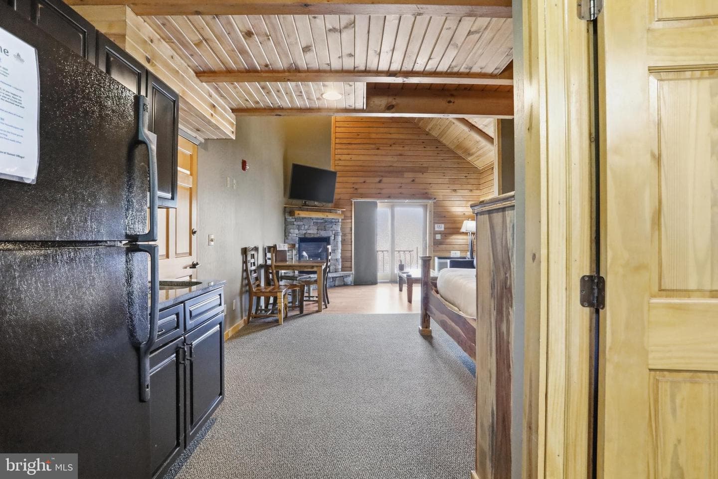 211 Cabin Lodge Road photo 19