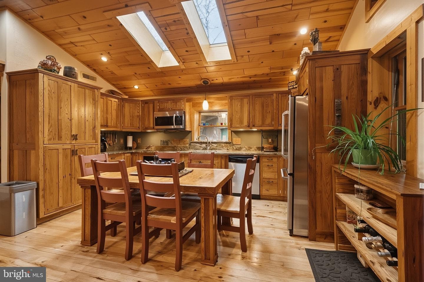 949 Harveys Peninsula Road photo 26
