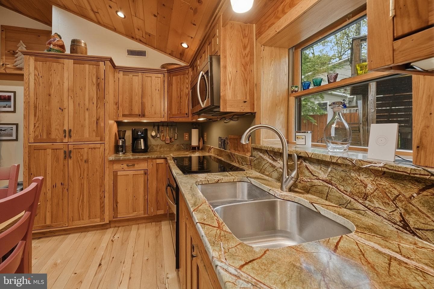 949 Harveys Peninsula Road photo 31