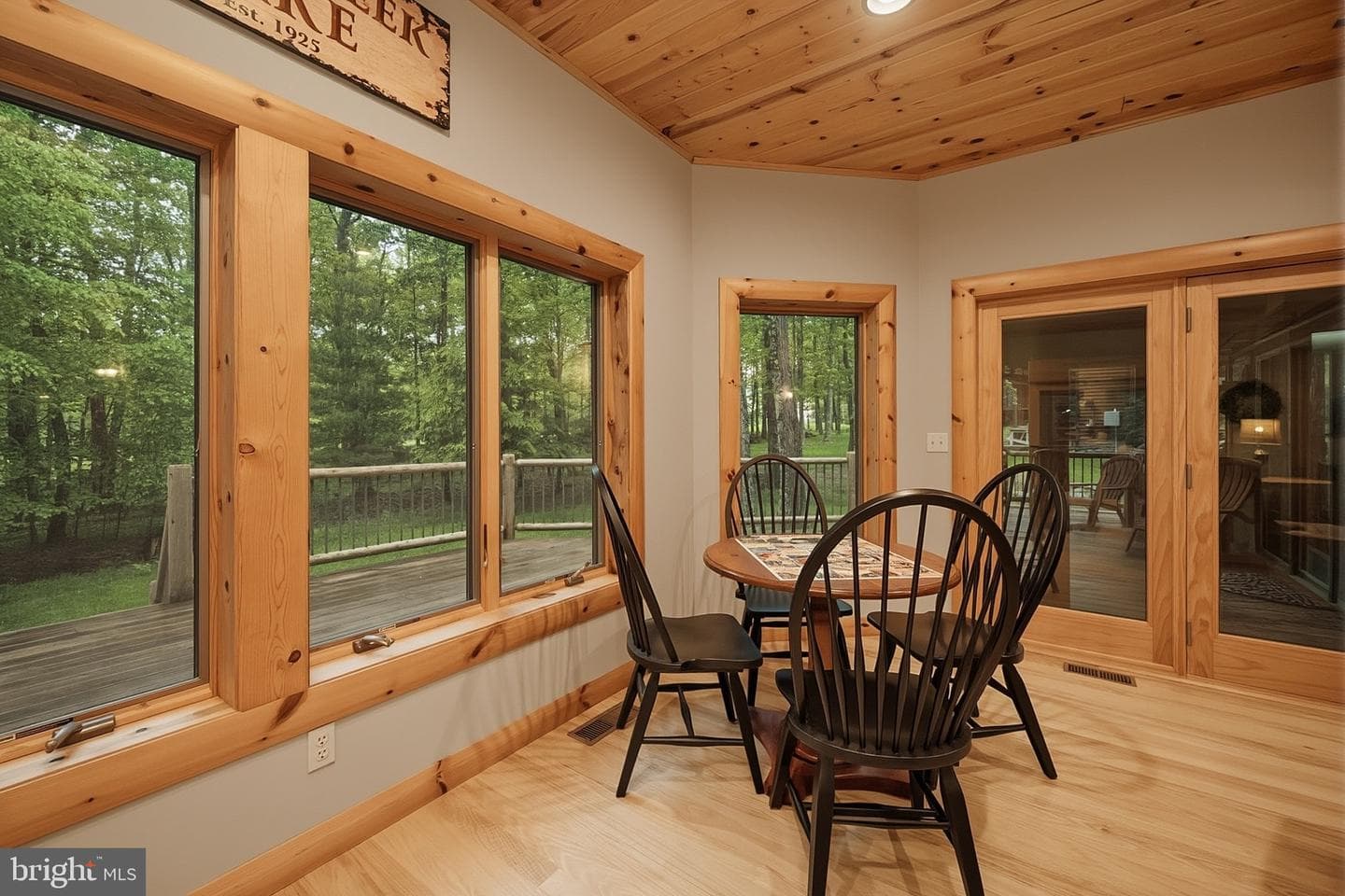 178 Fern Loop Drive photo 18