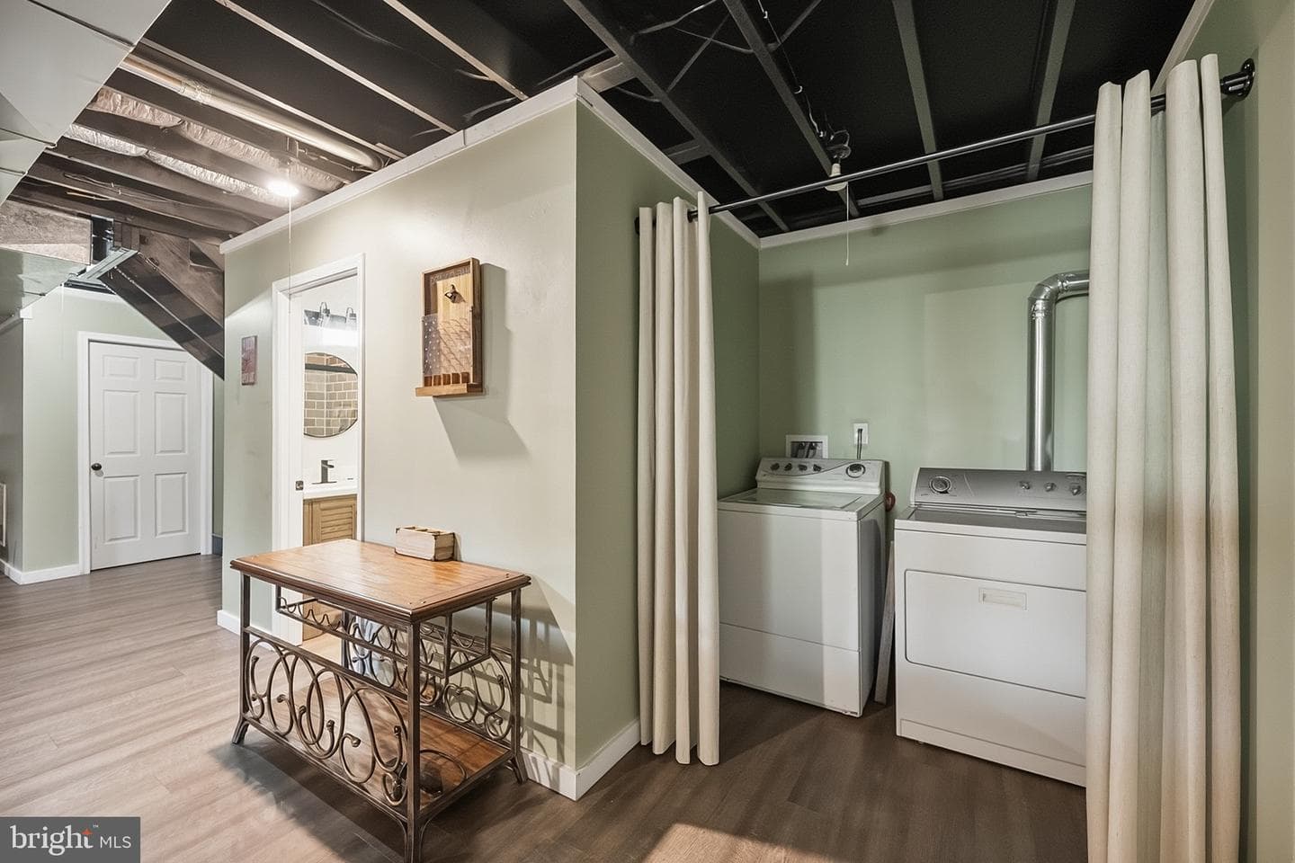 1499 Foster Road photo 35