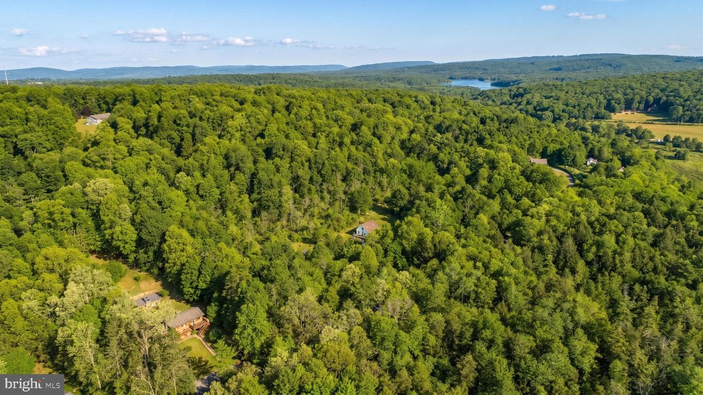 1499 Foster Road photo 59