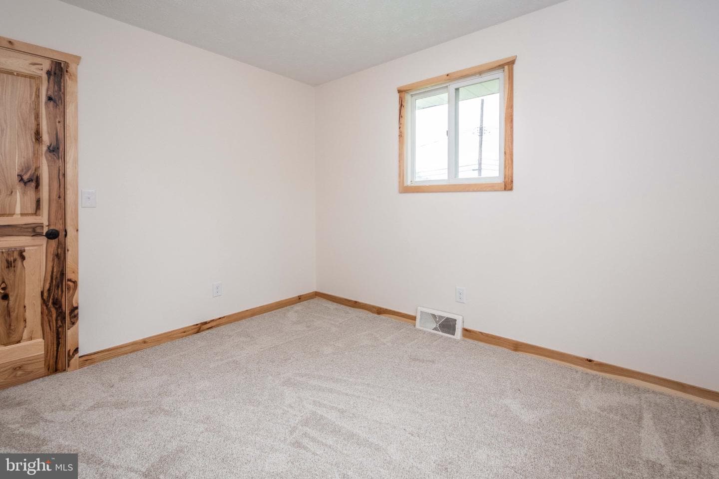 2155 Jennings Road photo 28