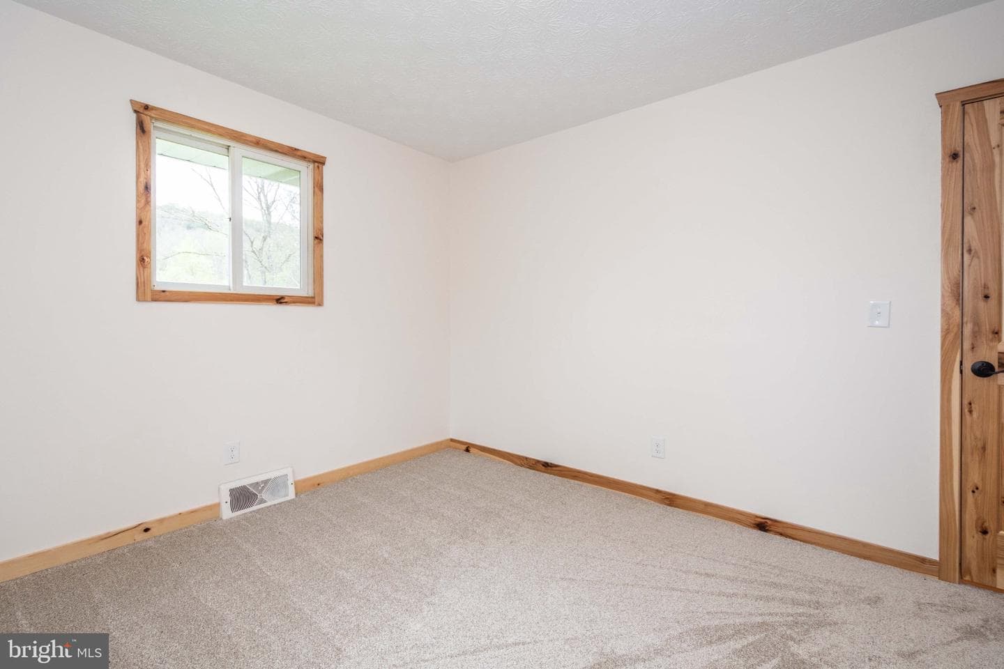 2155 Jennings Road photo 30