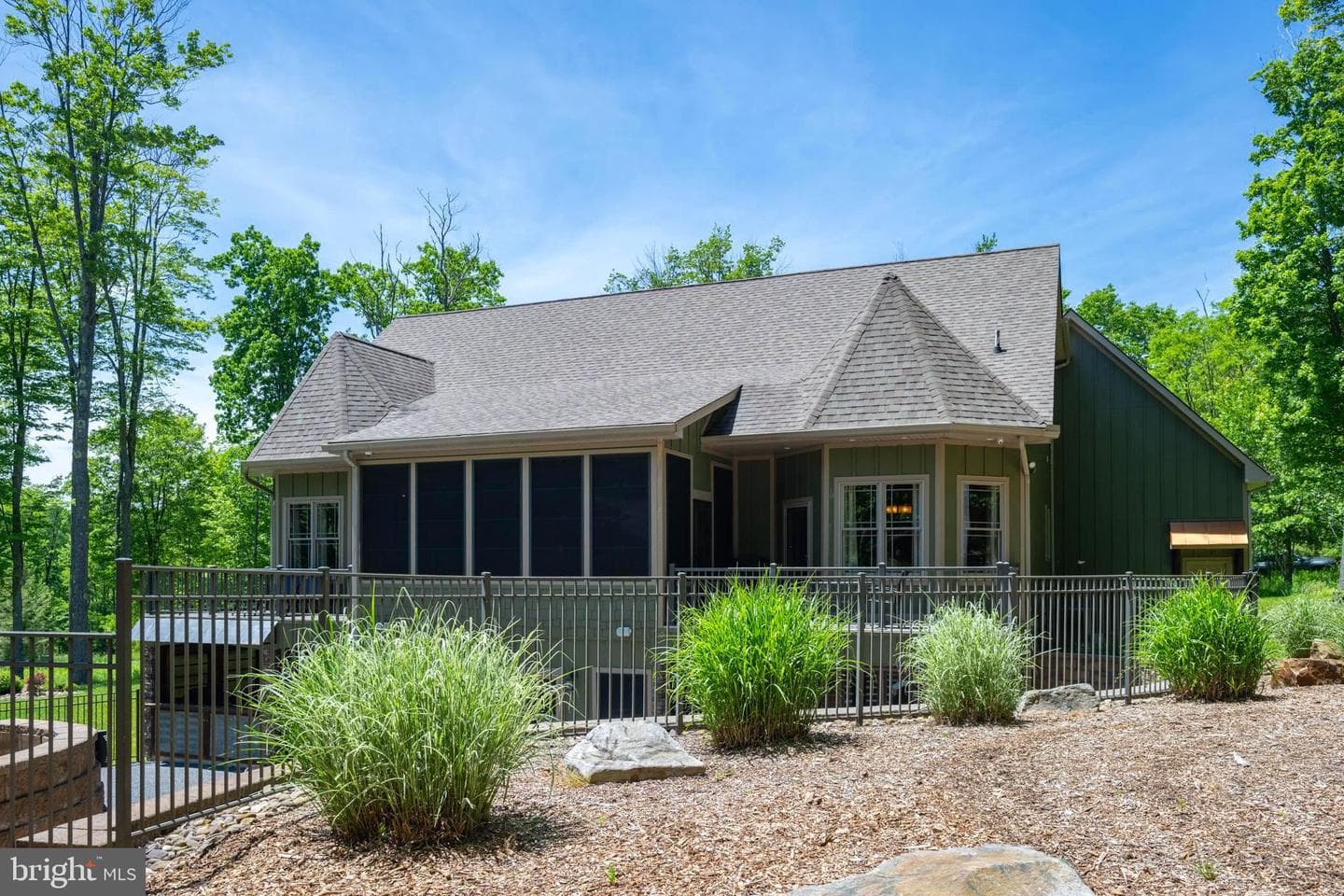 60 Joans Lane photo 5