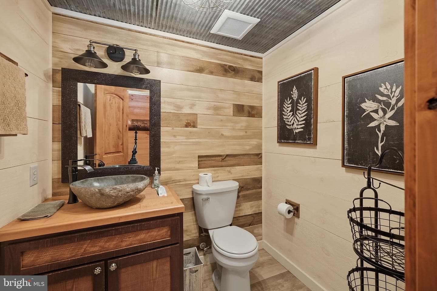 60 Joans Lane photo 63