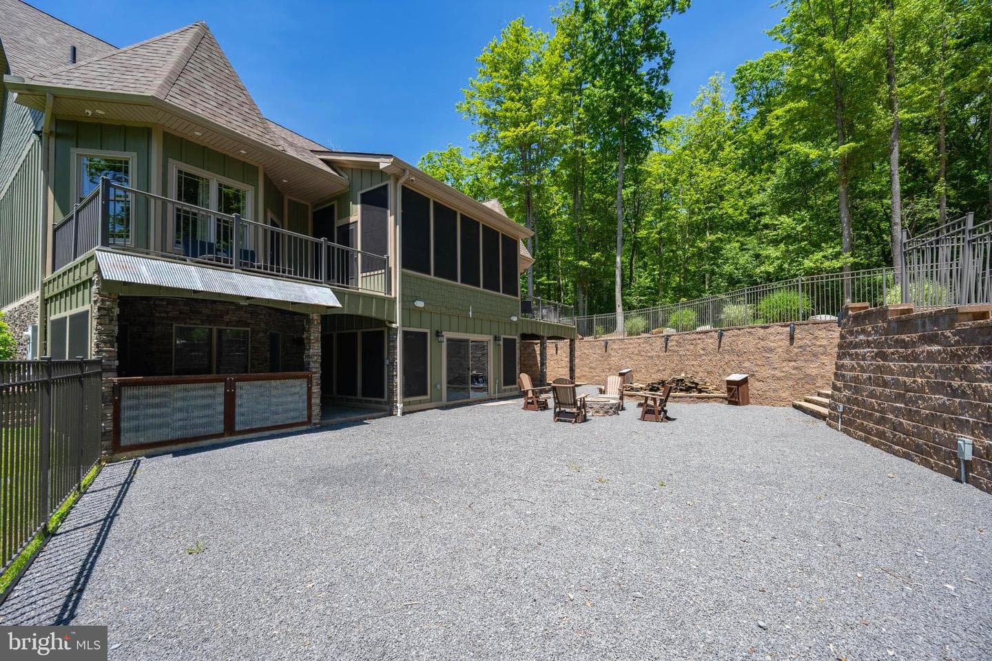 60 Joans Lane photo 7