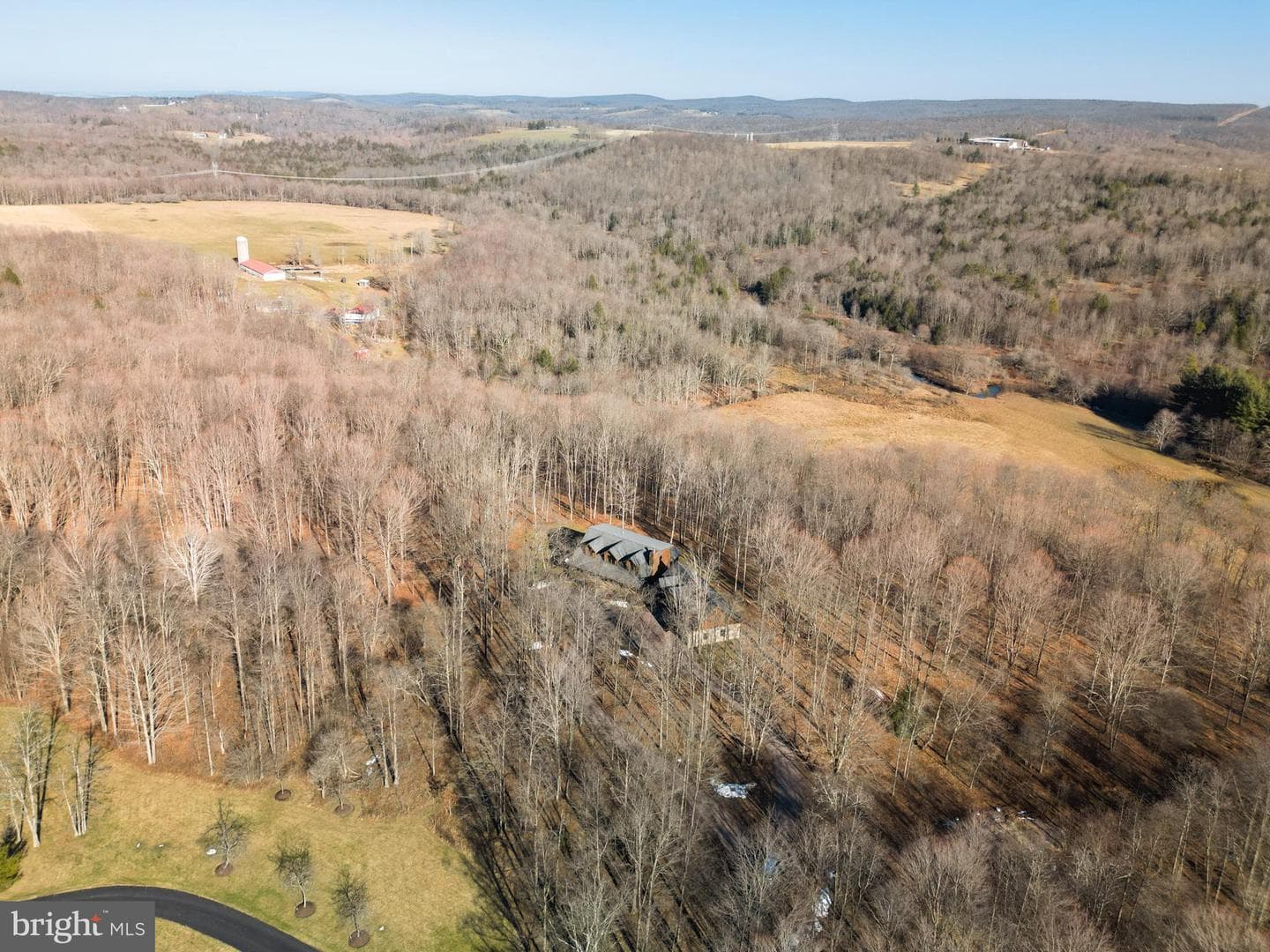 948 Legeer Road photo 5