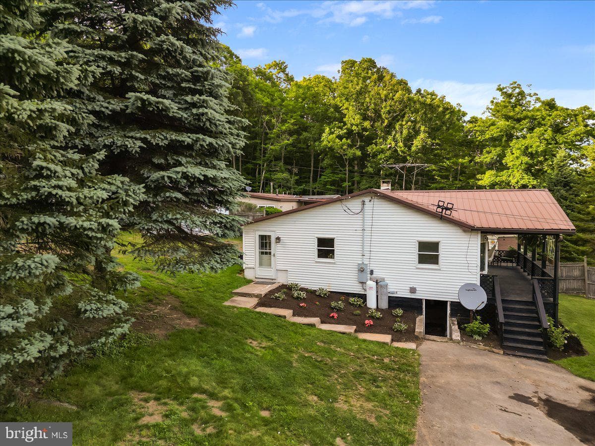 597 New Germany Road photo 6