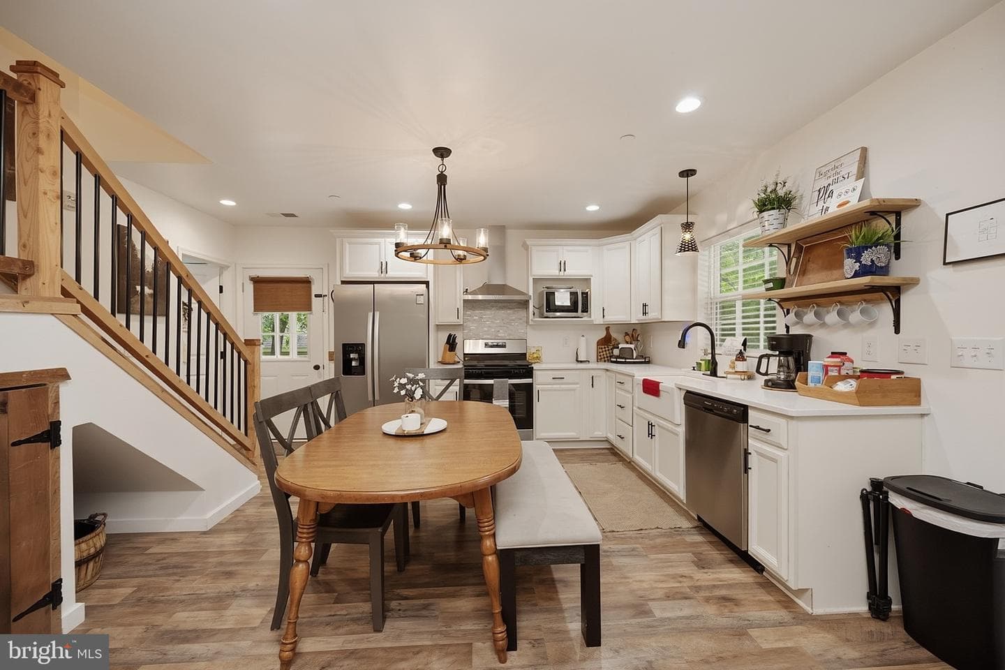 943 Paradise Heights photo 10