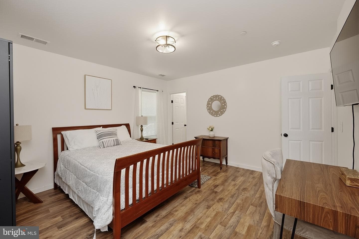 943 Paradise Heights photo 16