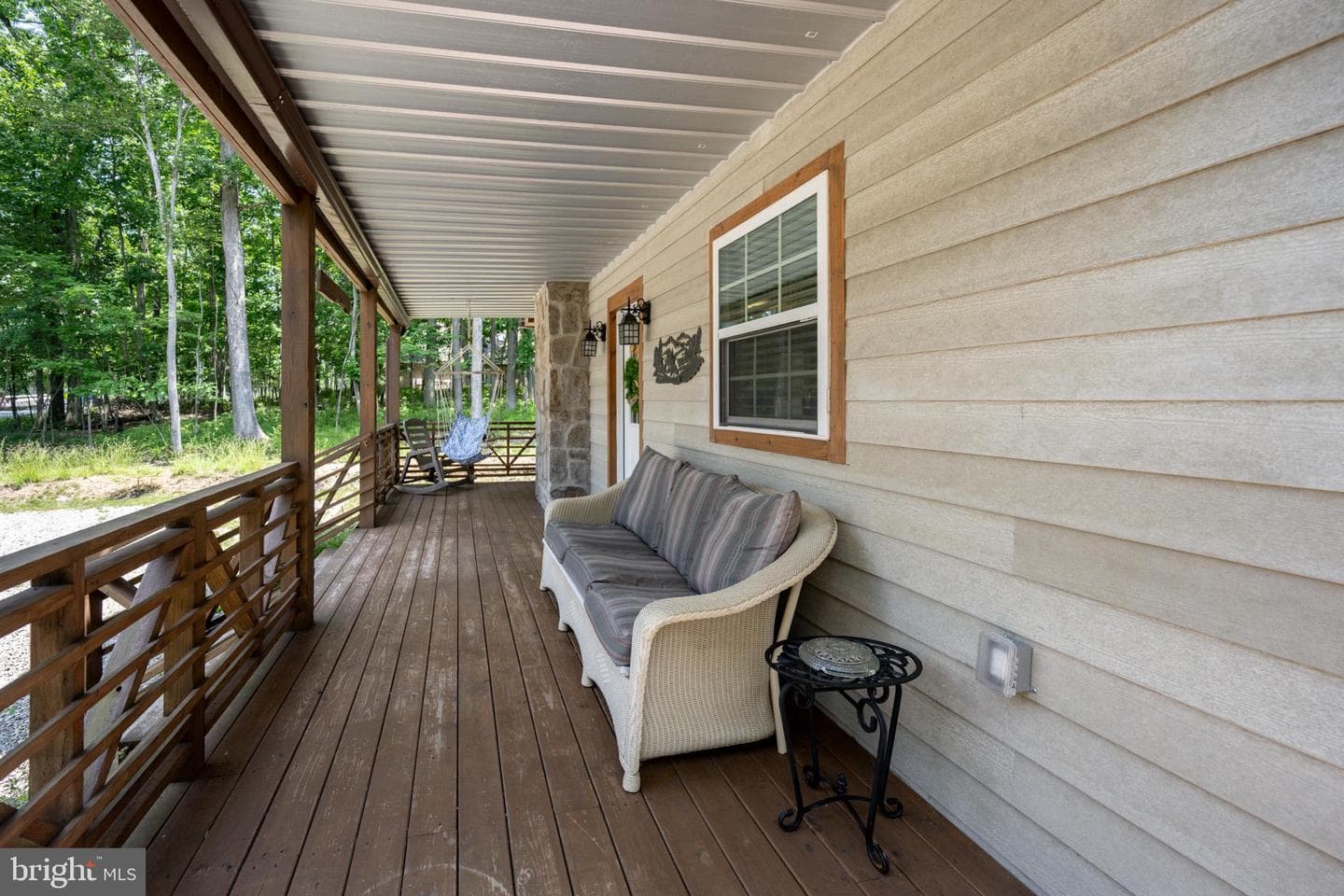 943 Paradise Heights photo 6