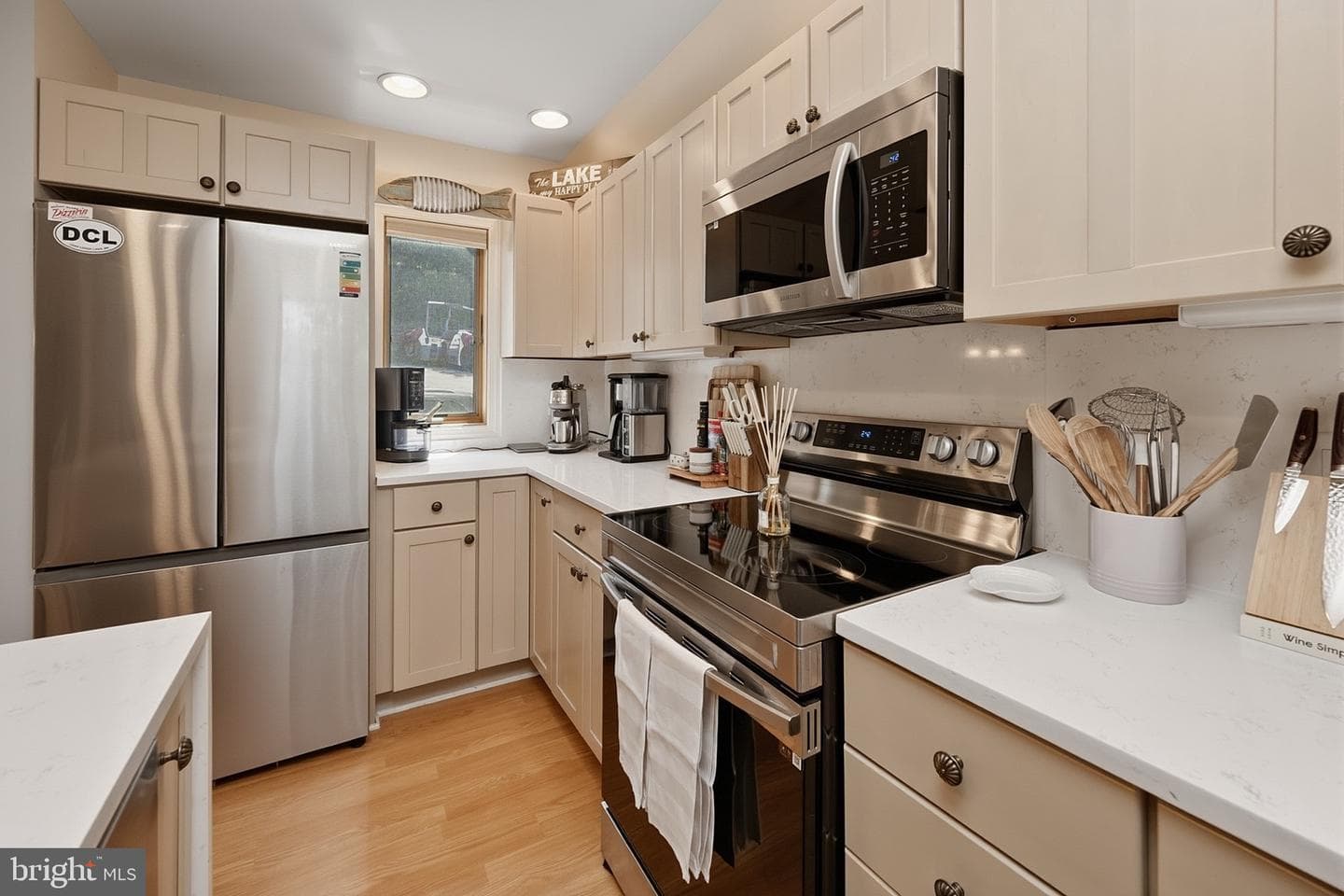 256 Jeffrey Lane #28 photo 18
