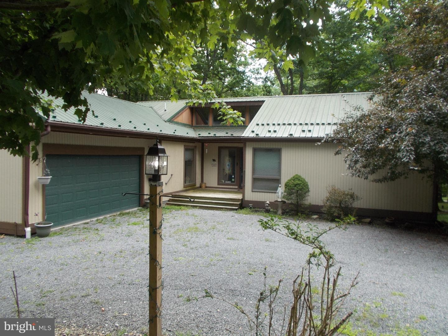 203 Woodland Way photo 1