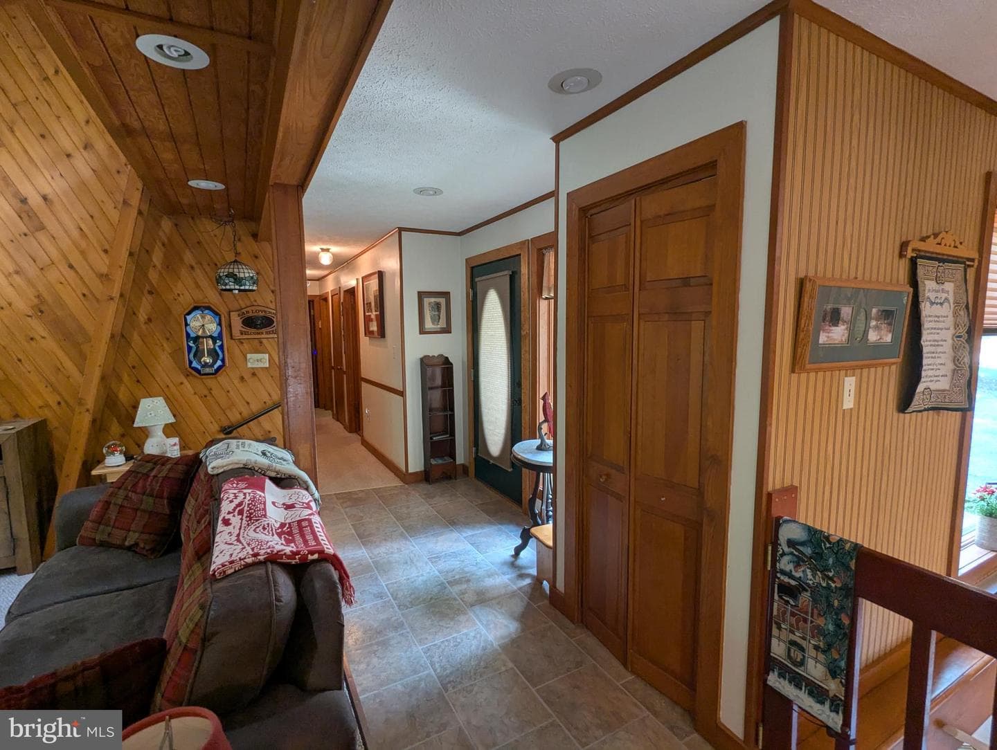 203 Woodland Way photo 14