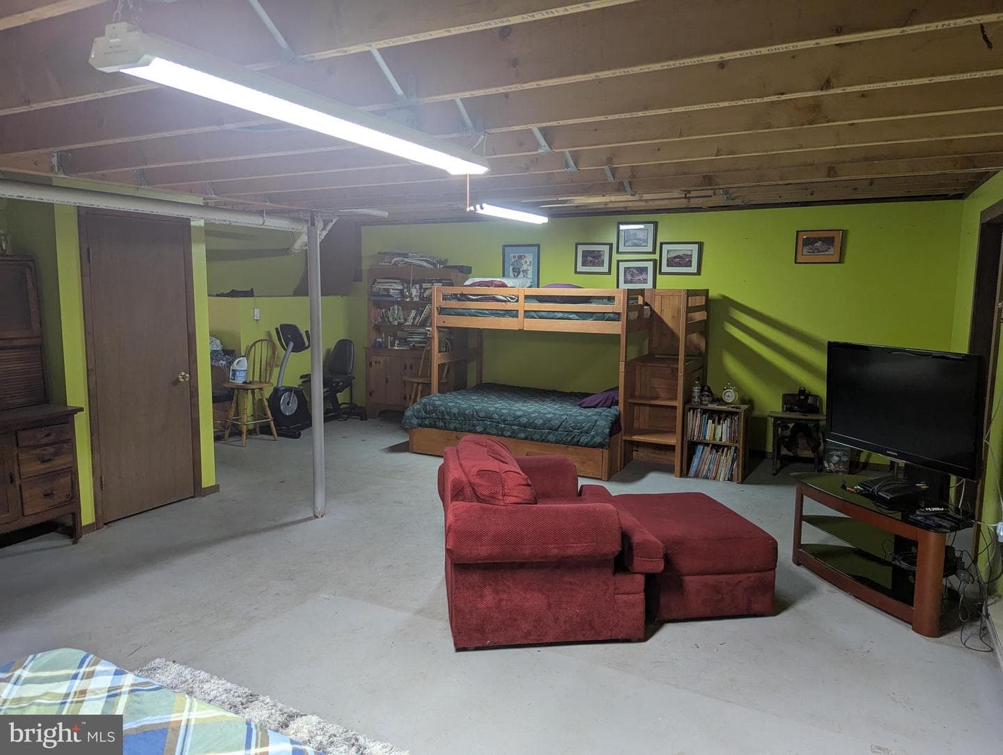 203 Woodland Way photo 34