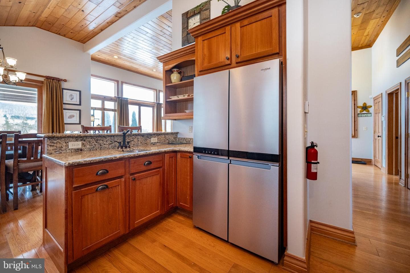 6 Walton Way photo 18