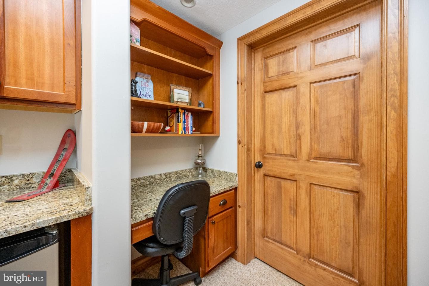 6 Walton Way photo 41