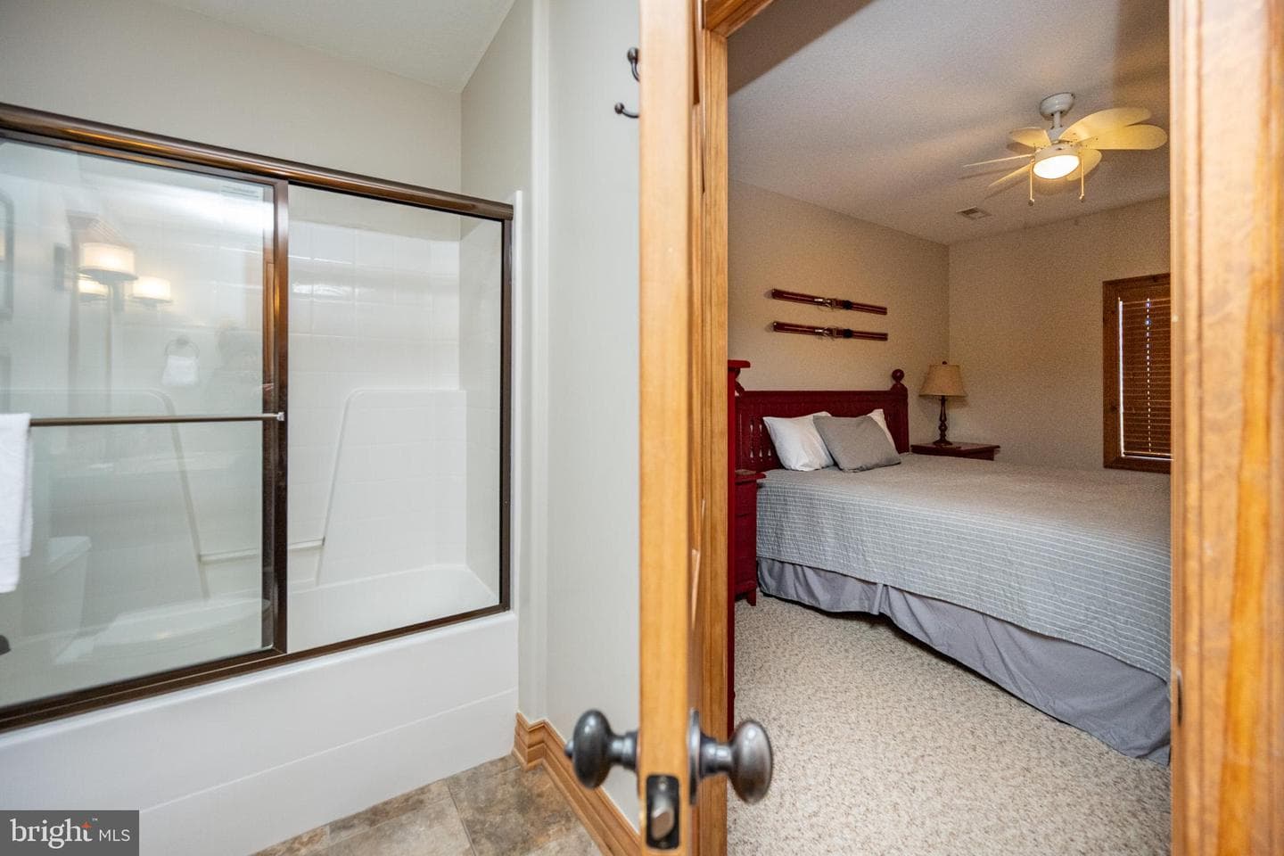 6 Walton Way photo 54