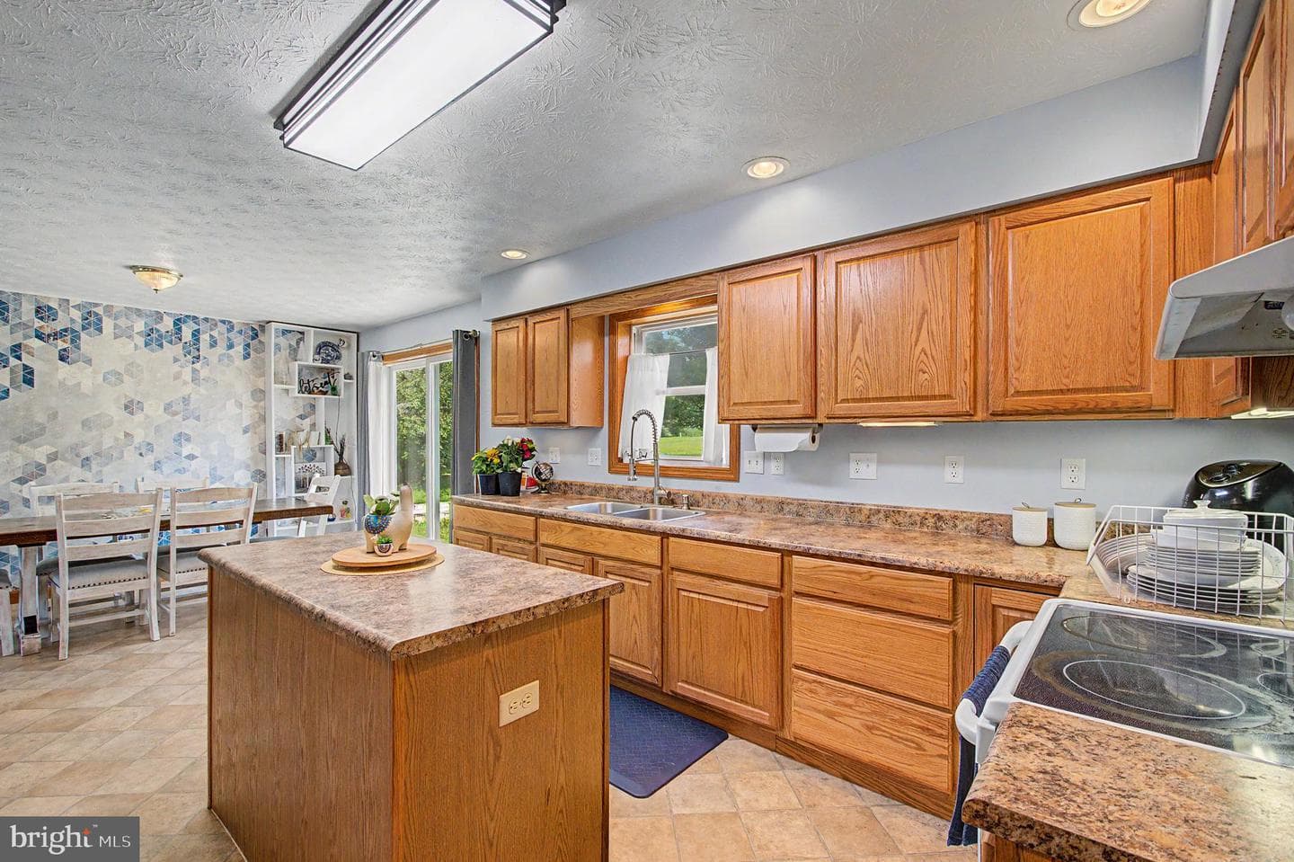 610 Harvey Winters Drive photo 9