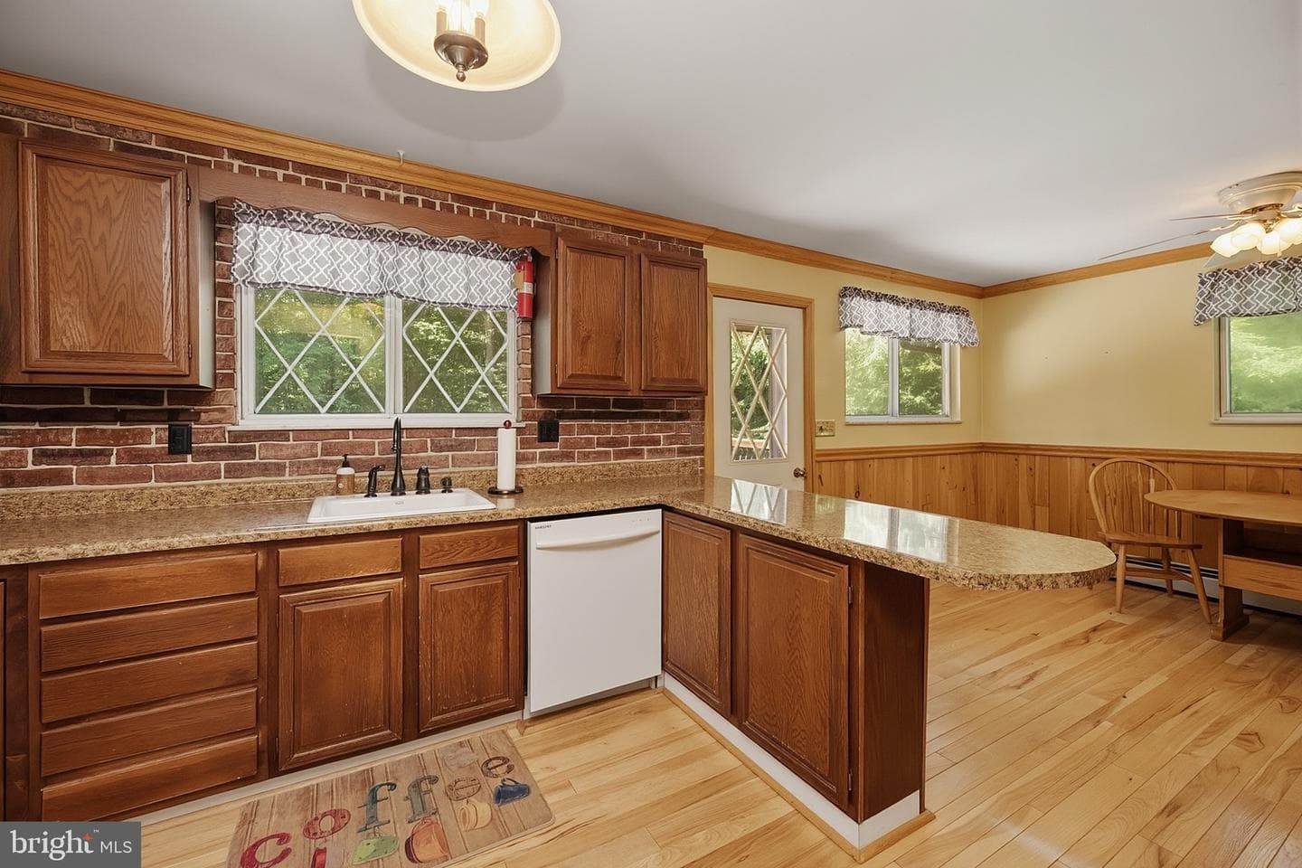 520 Palmer Lane photo 30