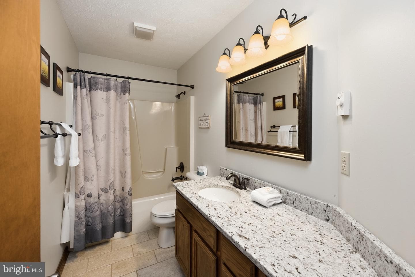 365 Pinnacle Drive photo 23