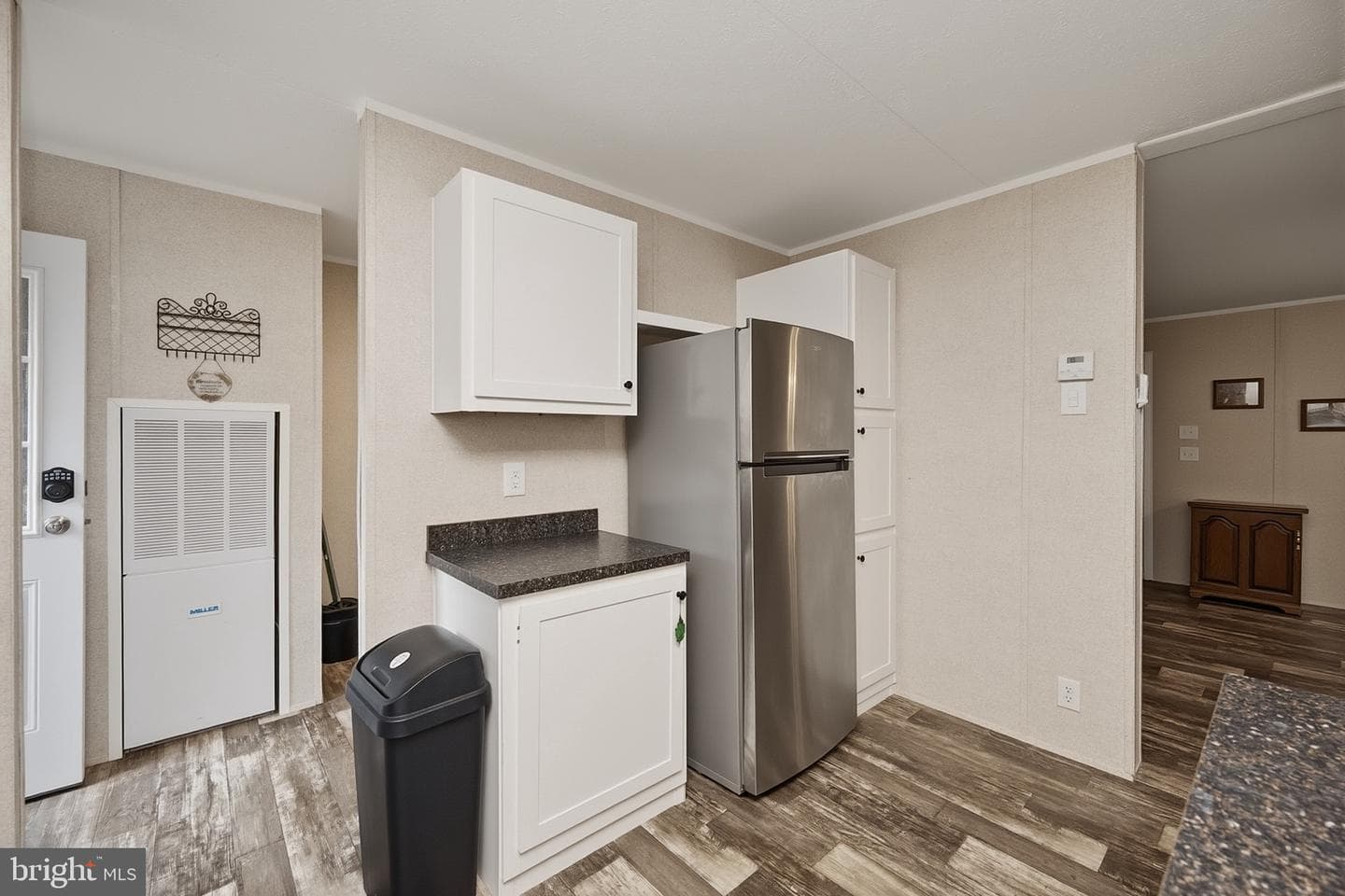 635 Dennett Road photo 15