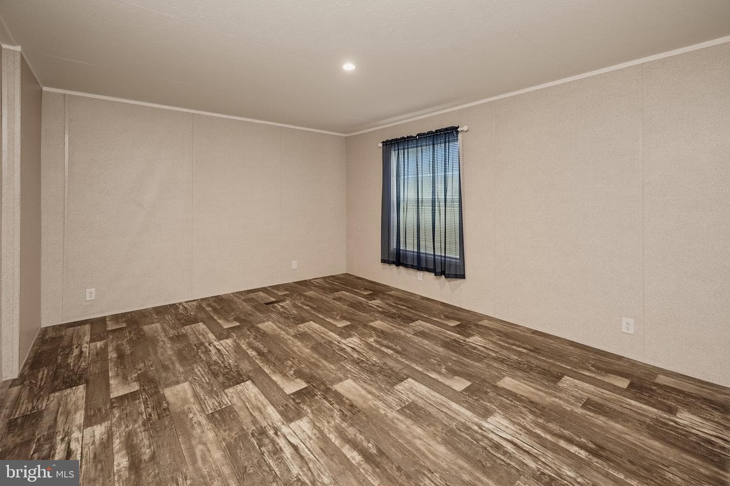 635 Dennett Road photo 24