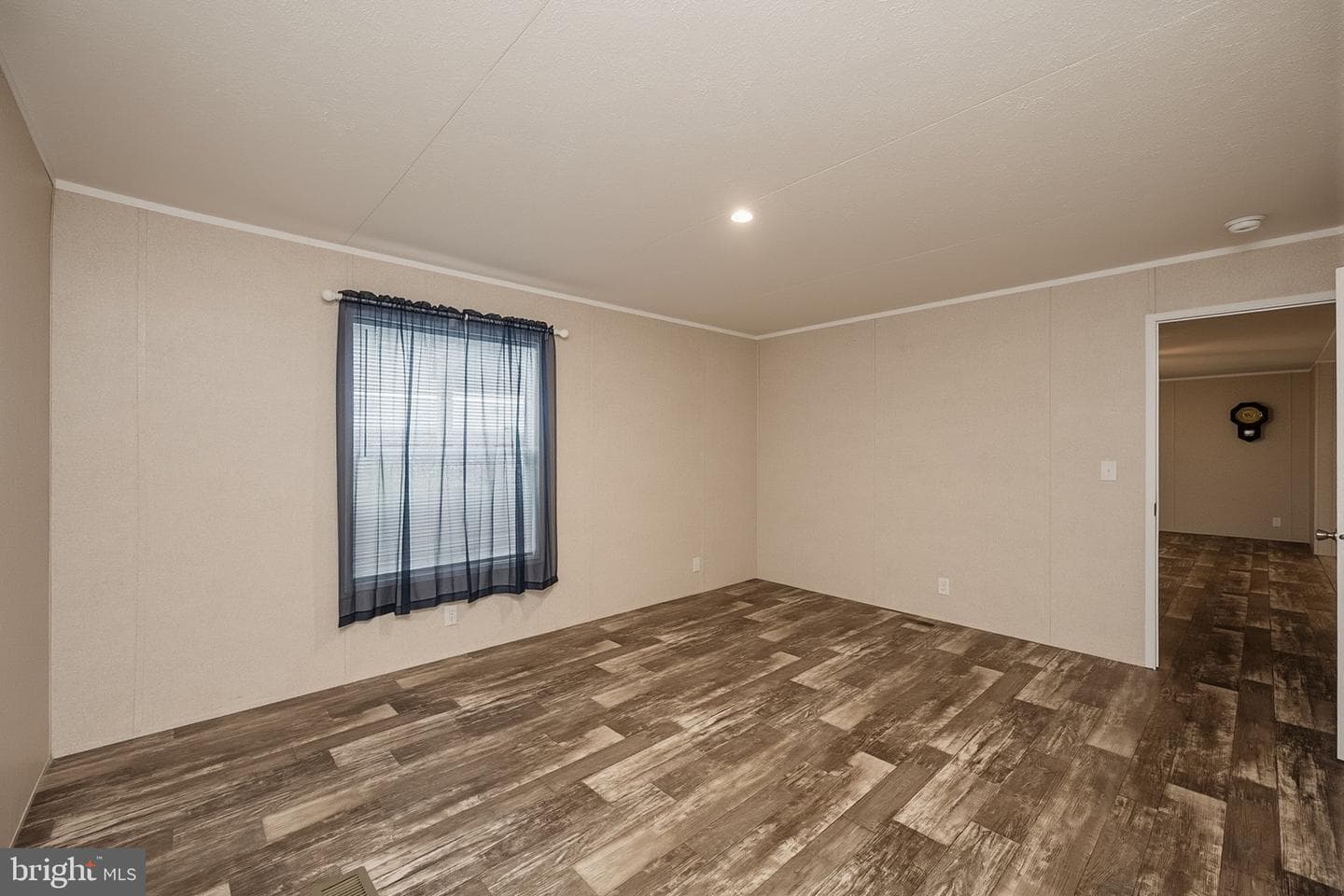 635 Dennett Road photo 27