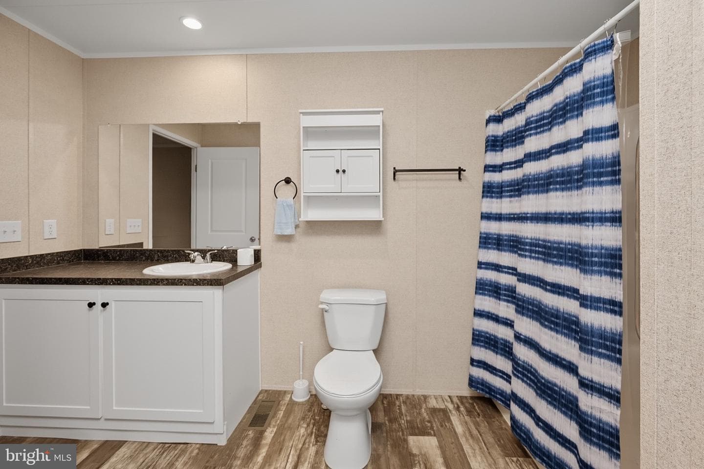 635 Dennett Road photo 29