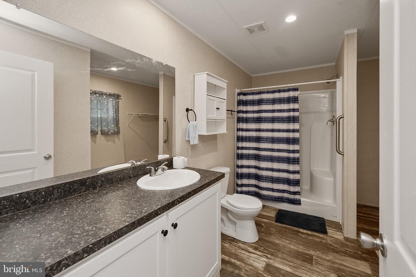 635 Dennett Road photo 33