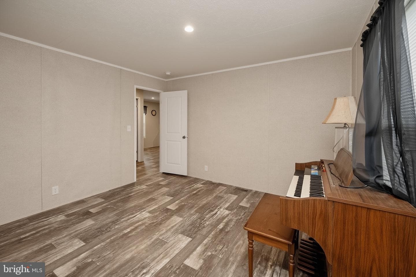 635 Dennett Road photo 42