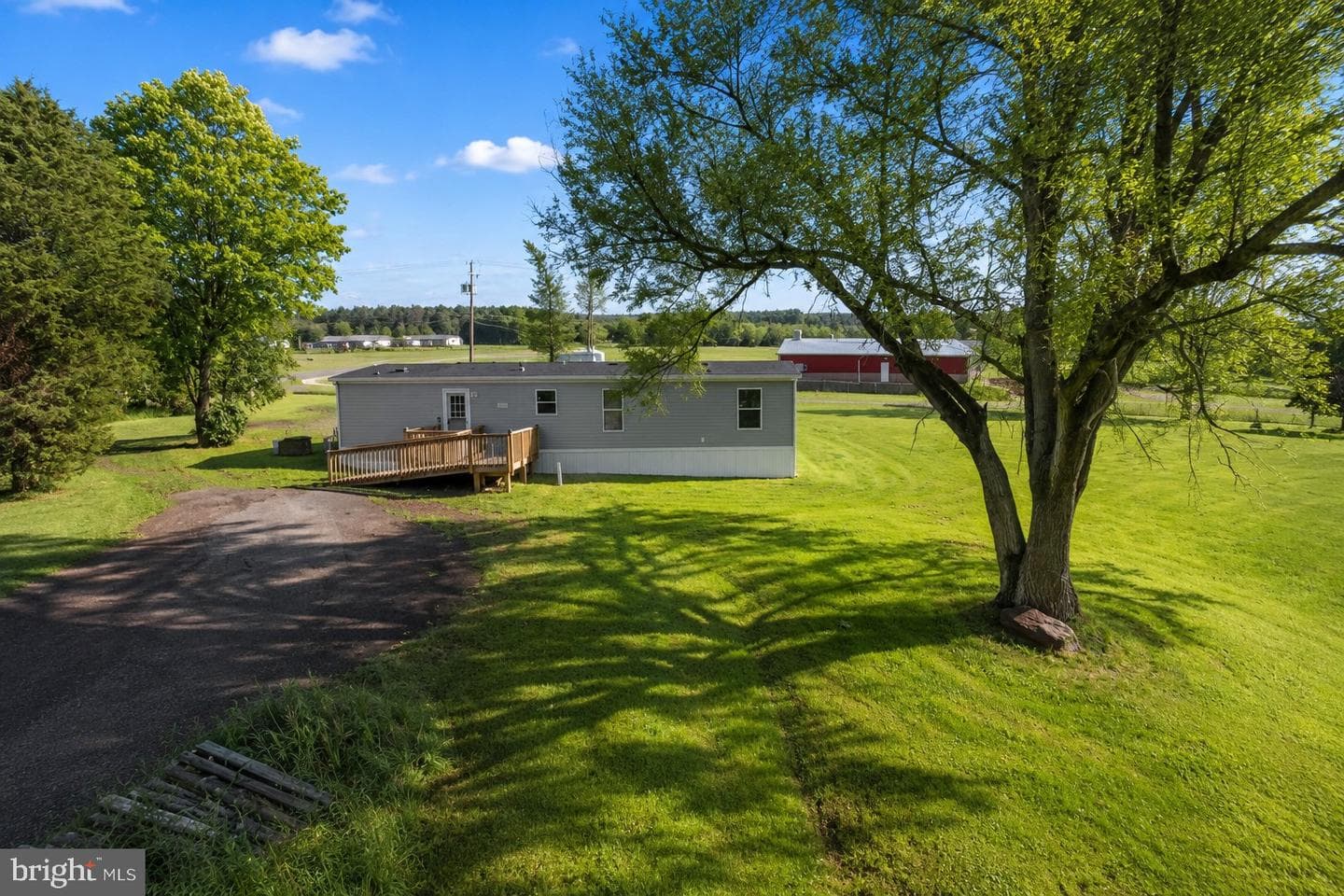 635 Dennett Road photo 47