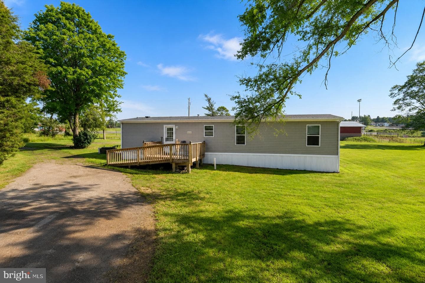 635 Dennett Road photo 48
