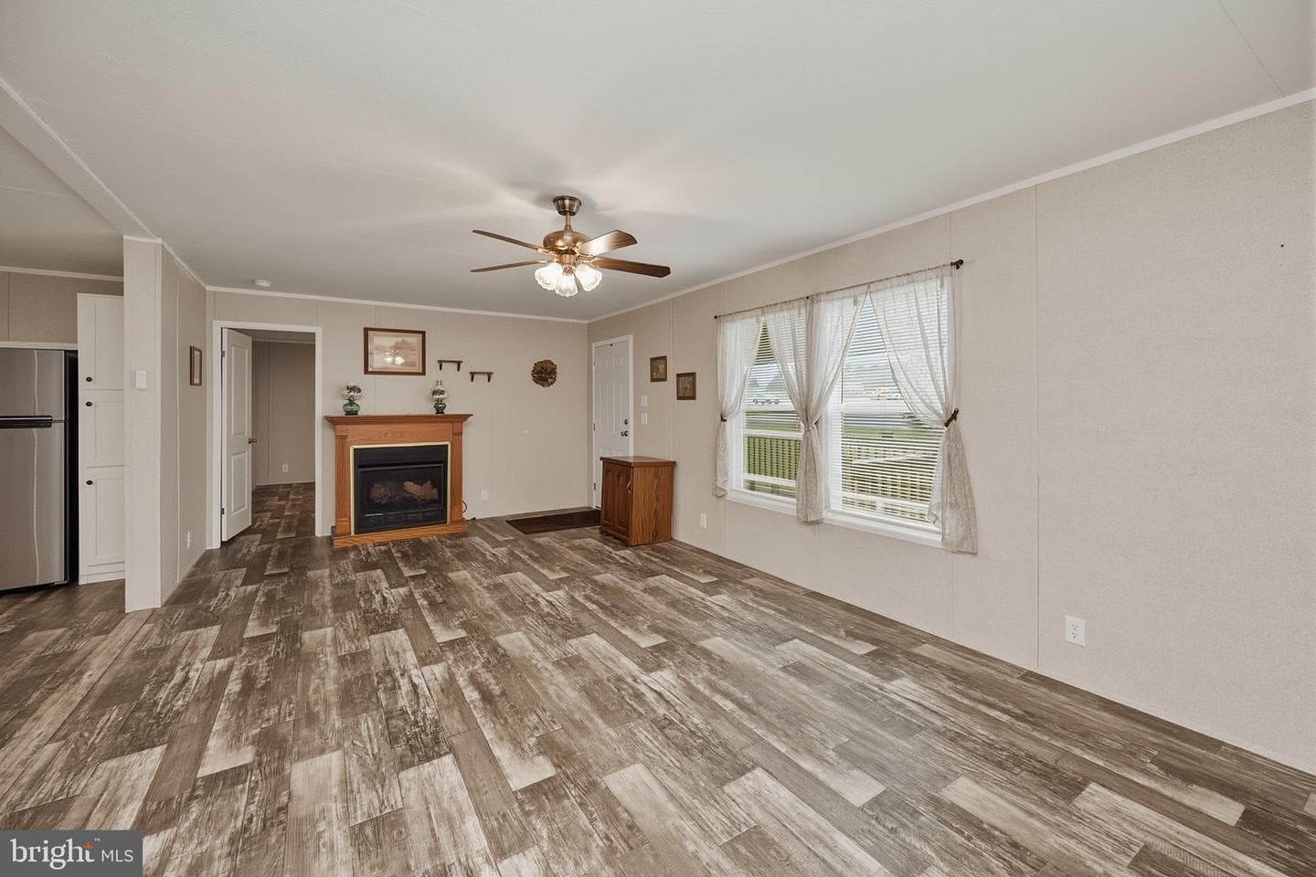 635 Dennett Road photo 8