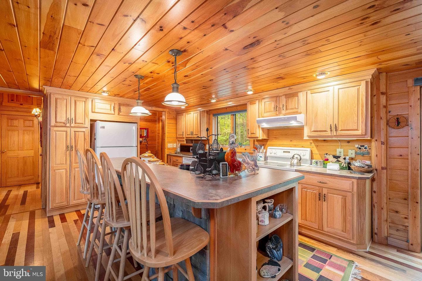251 Robinwood Drive photo 9