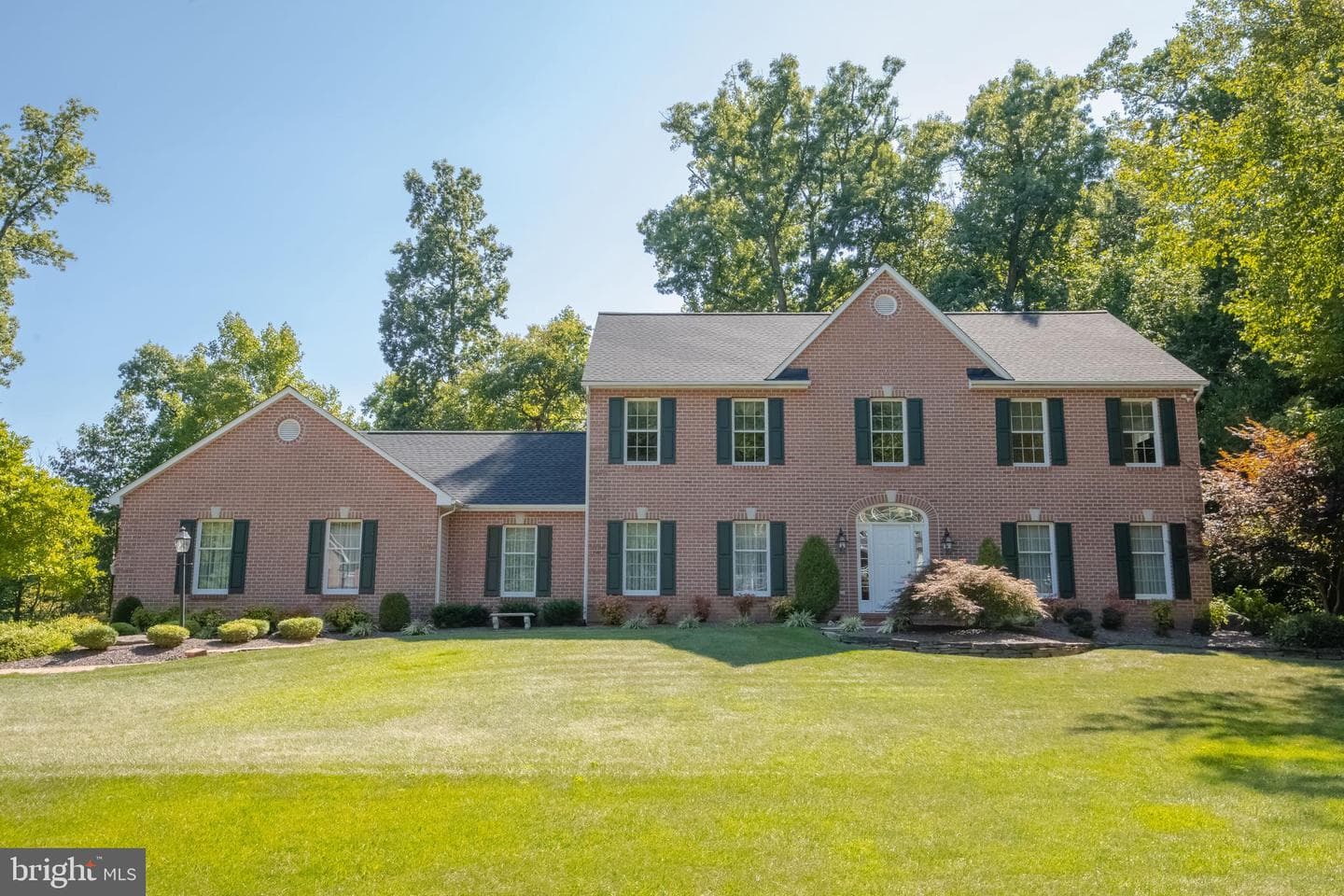 2303 Queensbury Drive photo 2