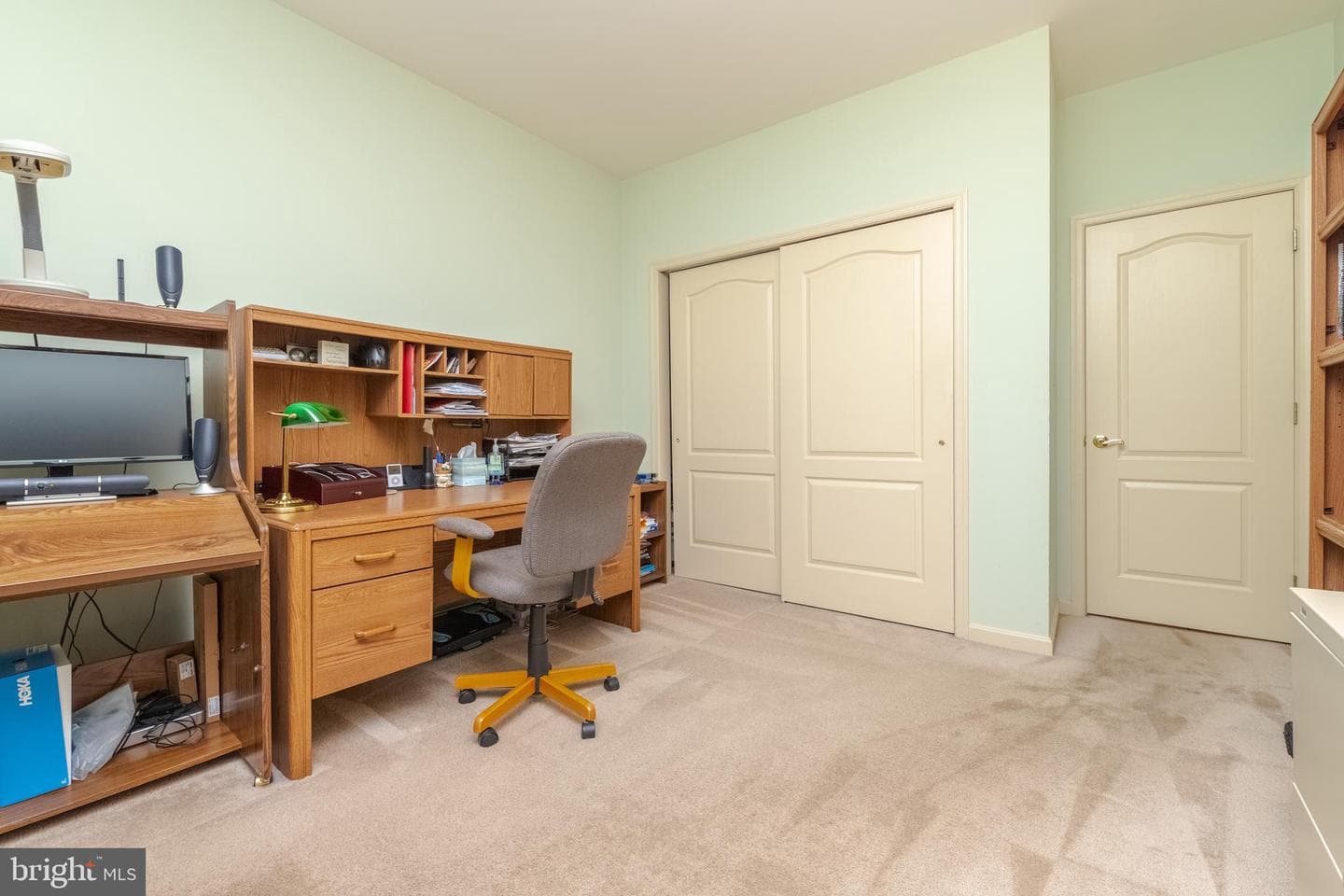 2303 Queensbury Drive photo 32