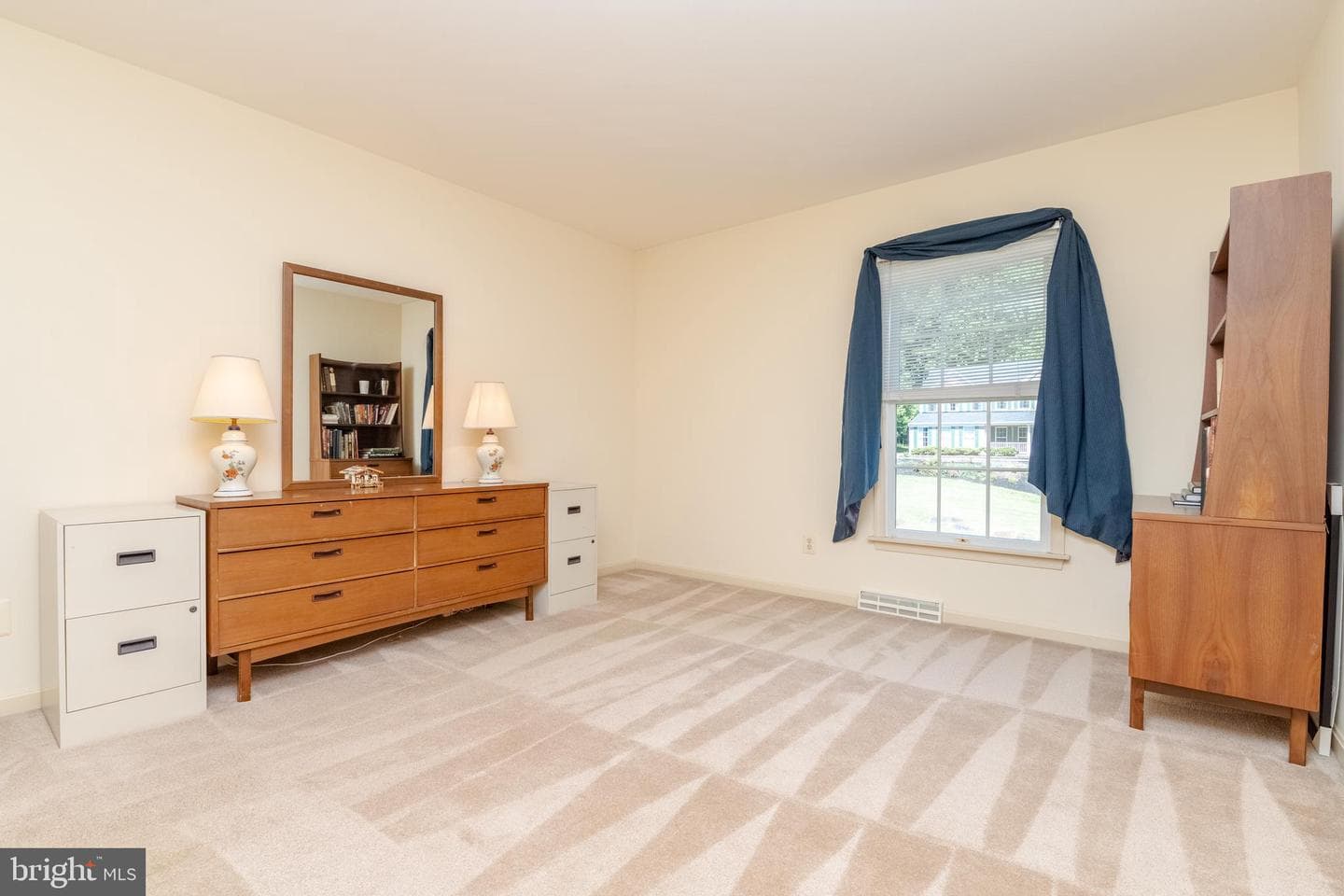 2303 Queensbury Drive photo 50