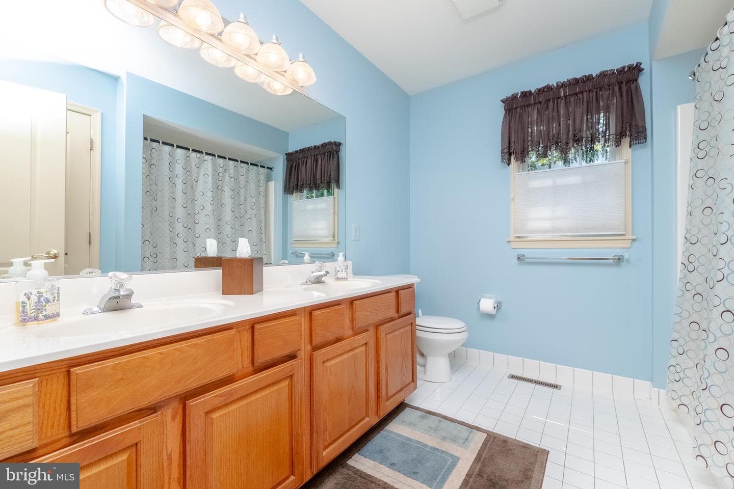 2303 Queensbury Drive photo 55