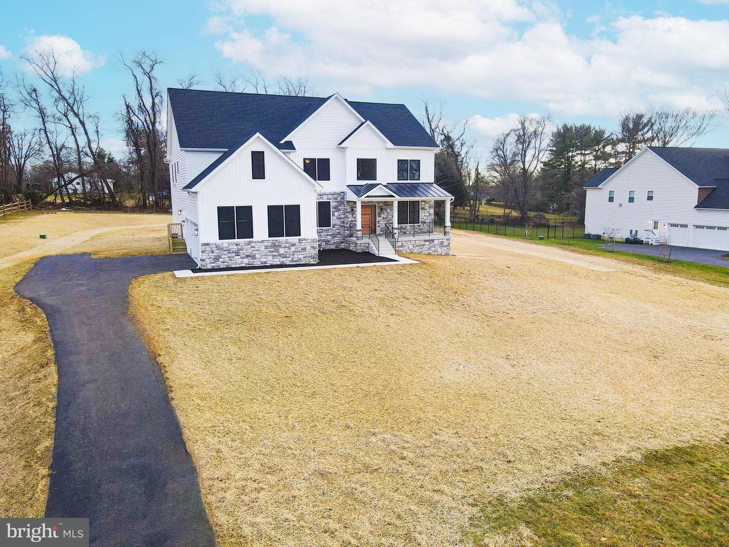 1913 E Churchville Road photo 4