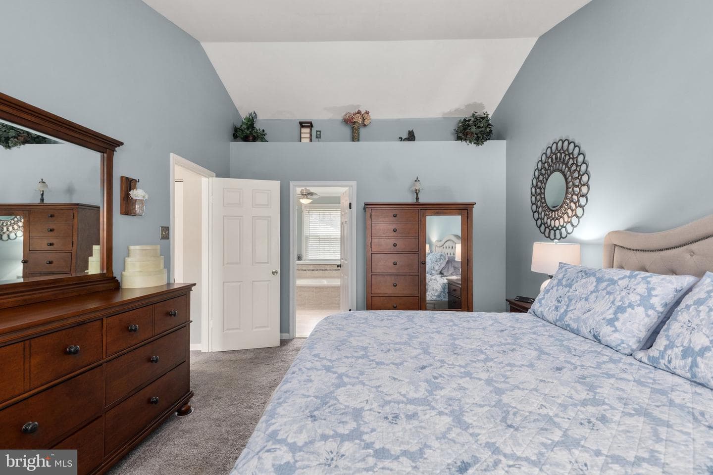 606 Portsmouth Court photo 17